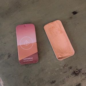 Sient/Maskcara Goddess highlight